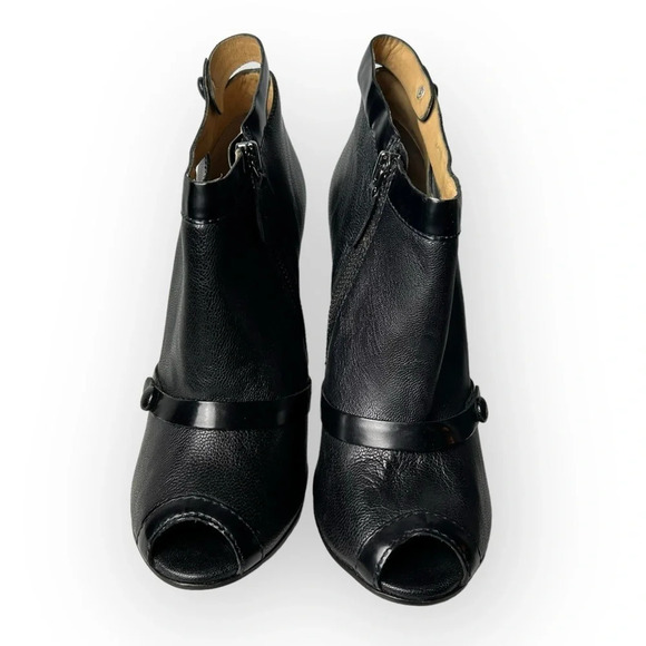L.A.M.B Black Leather  Peep Toe Ankle Booties 8 - Picture 4 of 9